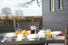 Red Robin, Whepstead