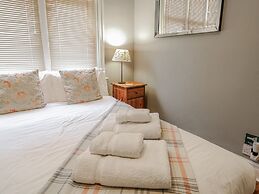 Holly Lodge
