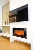 Elegant Big Apartment in Athens With Balcony