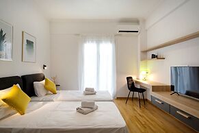 Elegant Big Apartment in Athens With Balcony