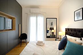 Elegant Big Apartment in Athens With Balcony