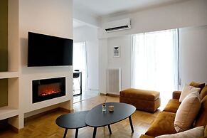 Elegant Big Apartment in Athens With Balcony