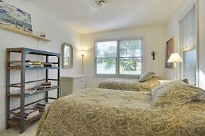 Artist Garden by Avantstay Great Location w/ Balcony, Outdoor Dining, 