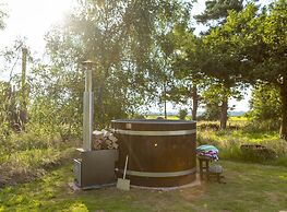 Lotus Belle Tents Sleeping up to 7 Guests