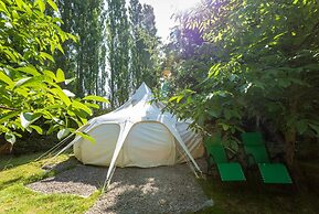 Orion 4-person Stunning Lotus Belle Tent