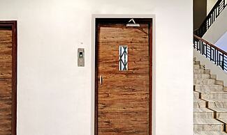 Treebo Varsha Palace