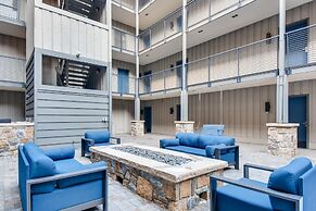 Westwind 207 2BD 2BA Plat Condo