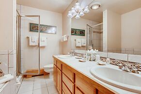 Westwind 308 2BD Gold Condo With A-C