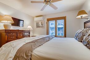 Westwind 308 2BD Gold Condo With A-C