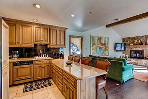 Westwind 404 3BD 3BA Plat. Condo