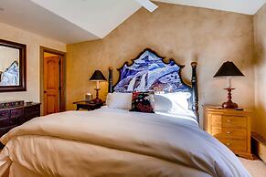 Westwind 404 3BD 3BA Plat. Condo