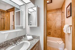 Westwind 405 4BD 3BA Gold Condo