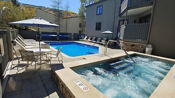 Westwind 205 3BD 3BA Diamond Condo in Lionshead Village