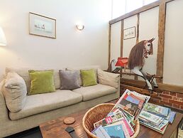 Yew Tree Farm Stable, Worlingworth