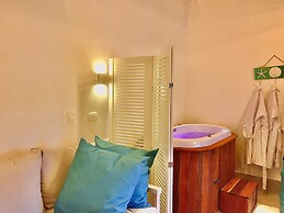 Casa dAroeira - Condomínio Residencial de Flats