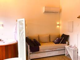 Casa dAroeira - Condomínio Residencial de Flats