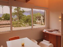 Casa dAroeira - Condomínio Residencial de Flats