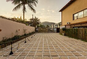 Casa dAroeira - Condomínio Residencial de Flats