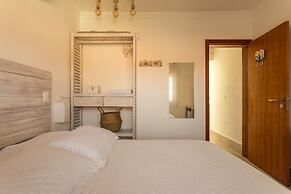 Casa dAroeira - Condomínio Residencial de Flats