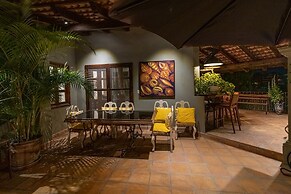 HOLT - Classic Chalet with Pool Overlooking Parroquia