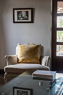 HOLT - Classic Chalet with Pool Overlooking Parroquia