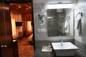 HOTEL DHARAMSHALA PARADISE