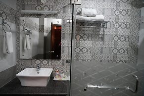 HOTEL DHARAMSHALA PARADISE