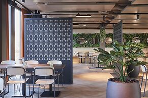 Lumen Apartments