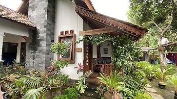 Homestay Candi Pawon Fahrurohman Syariah