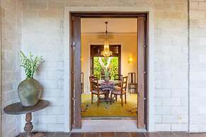 Villa Angsa by Nakula