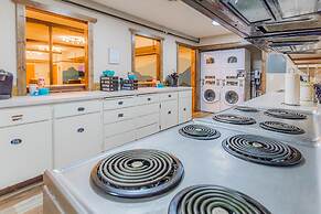 Pintler's Portal Hostel