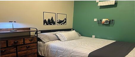 Pintler's Portal Hostel