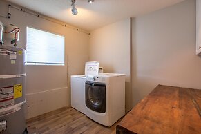 Gorge View 365 4 Bedroom Home by RedAwning