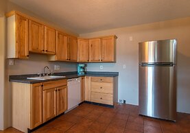 Gorge View 365 4 Bedroom Home by RedAwning