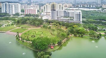 Komune Living & Wellness in the Park