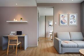 Komune Living & Wellness in the Park