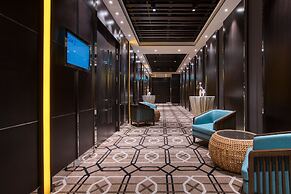 Komune Living & Wellness in the Park