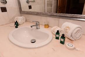 THE WHITE PALACE RABAT