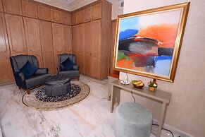 THE WHITE PALACE RABAT