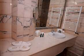 THE WHITE PALACE RABAT