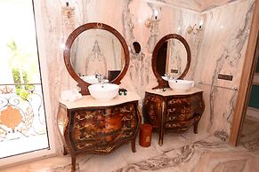 THE WHITE PALACE RABAT