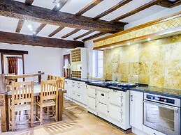 Brickbarns Farm House