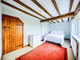 Brickbarns Farm House