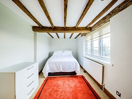 Brickbarns Farm House