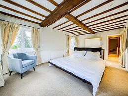 Brickbarns Farm House