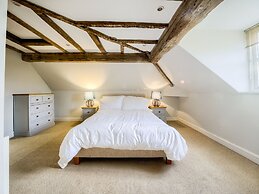 Brickbarns Farm House