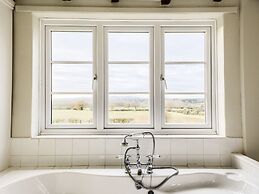 Brickbarns Farm House