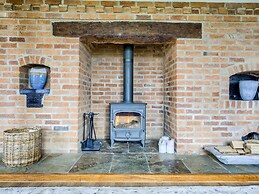 Brickbarns Farm House