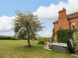 Brickbarns Farm House