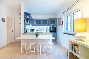 JOIVY Superb Studios In Cascais Centre